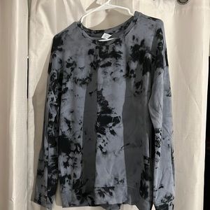 90 degrees gray and black tie dyed light weight sweat shirt NWT
